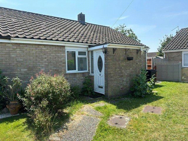 Bungalow for rent in Wymondham, Burgh St Peter