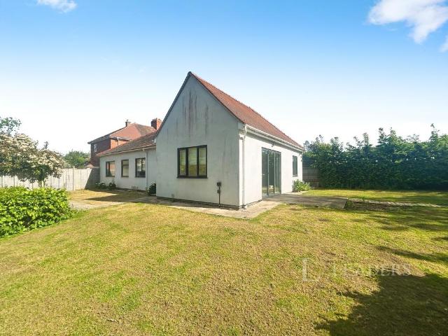 Bungalow for rent in Badgeworth, Pamington