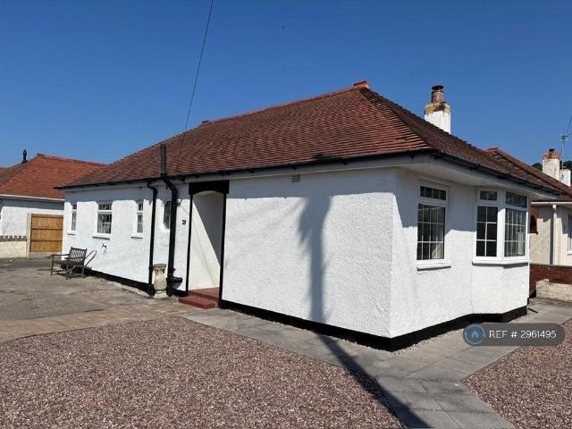 Bungalow for rent in Prestatyn