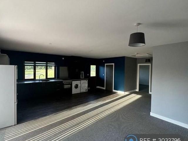 House for rent in Alstone, Golden Valley