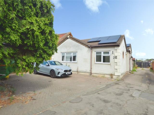 Apartment for rent in Rush Green, Greater London