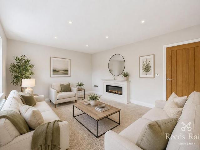 House for rent in Newmillerdam, West Yorkshire