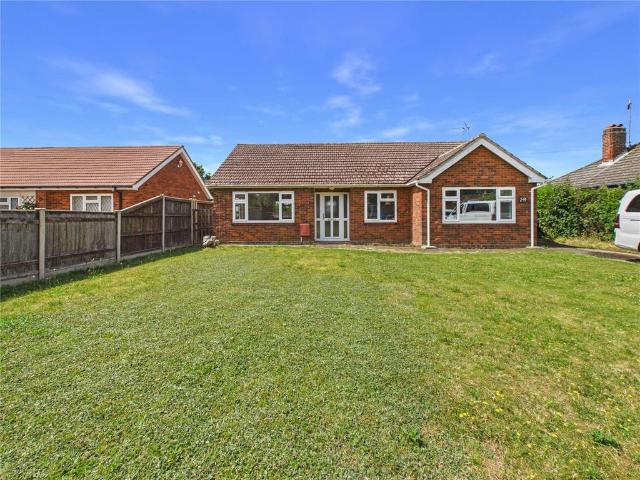 Bungalow for rent in Rushmere, Key Street
