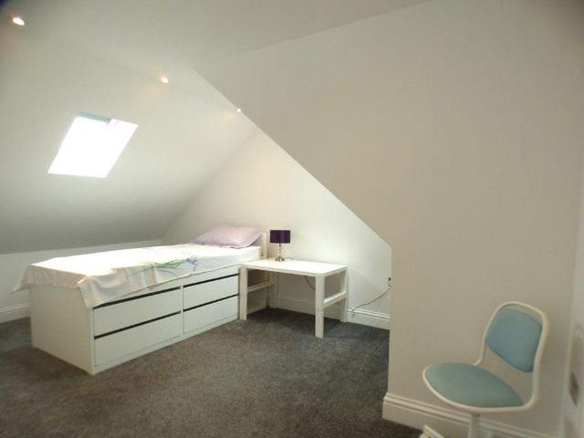 House for rent in Pachesham Park, Surrey