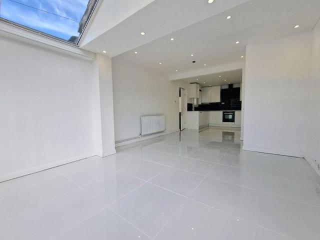 House for rent in West Exe, Newton St Cyres