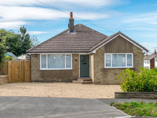 Bungalow for rent in Whitkirk, Colton