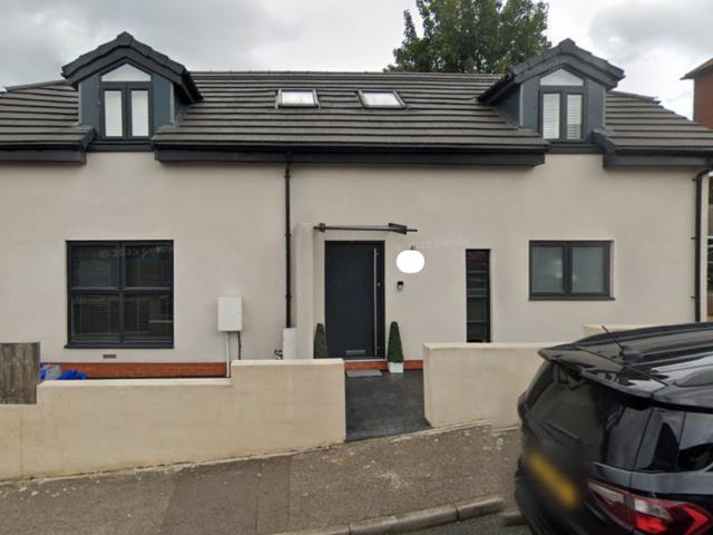 Bungalow for rent in Strood