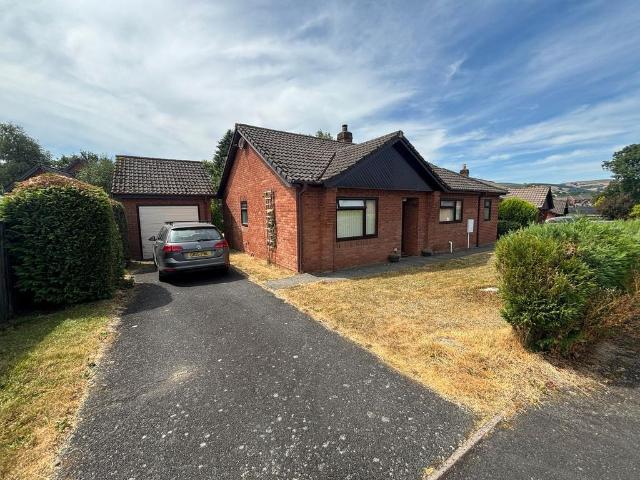 Bungalow for rent in Llanyre, Newbridge-on-wye