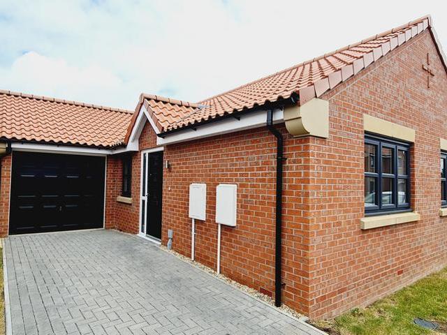 Bungalow for rent in Ashby De La Launde, Lincolnshire