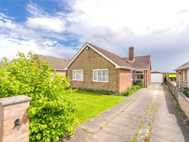 Bungalow for rent in New Waltham