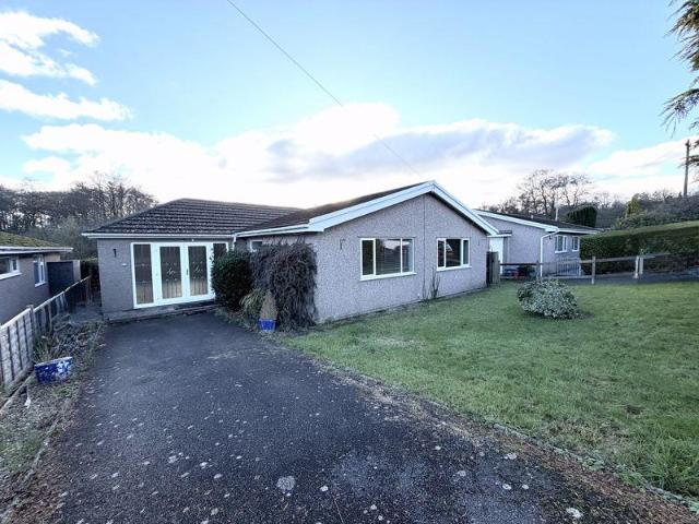 Bungalow for rent in Wales