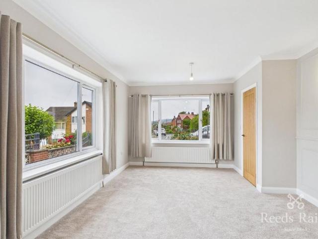 House for rent in Loundsley Green, East Midlands