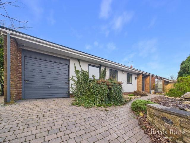 Bungalow for rent in Brandon Village, Brandon