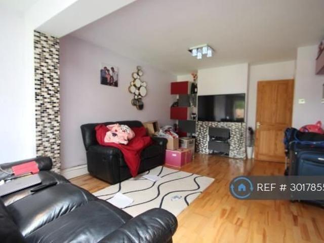 House for rent in Cowley, Greater London