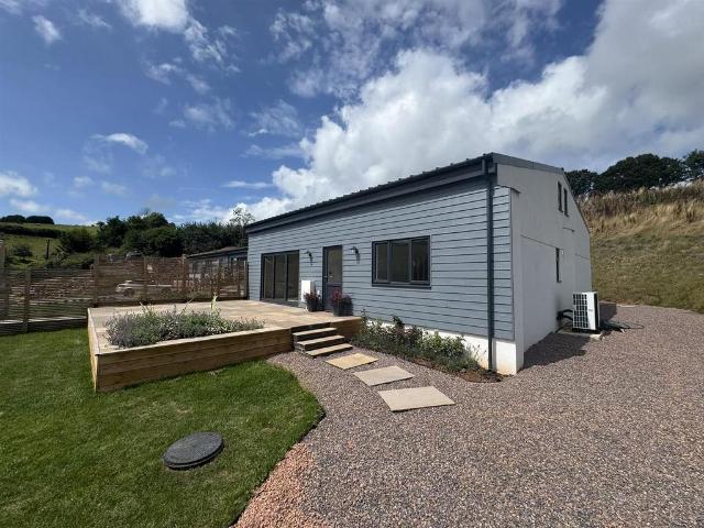 Bungalow for rent in East Court, Mid Devon