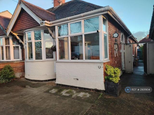 Bungalow for rent in Kingsthorpe, Northamptonshire