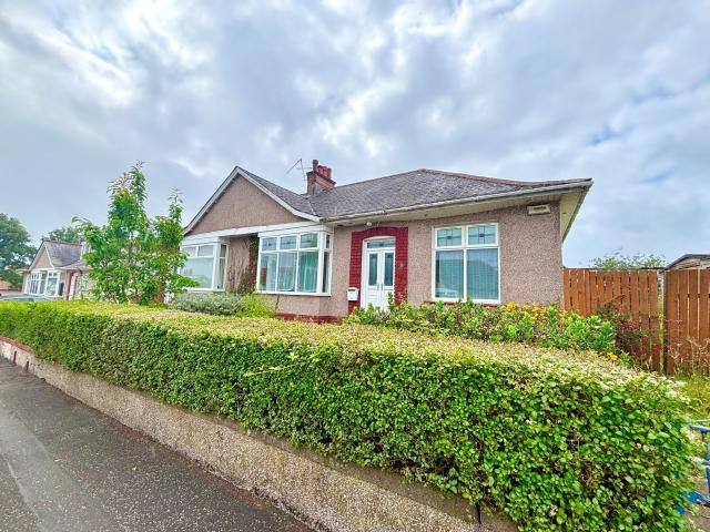 Apartment for rent in Bogton, Giffnock