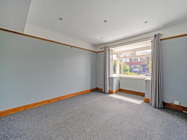 House for rent in Totteridge, Buckinghamshire