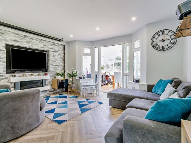 House for rent in Northwood, Greater London