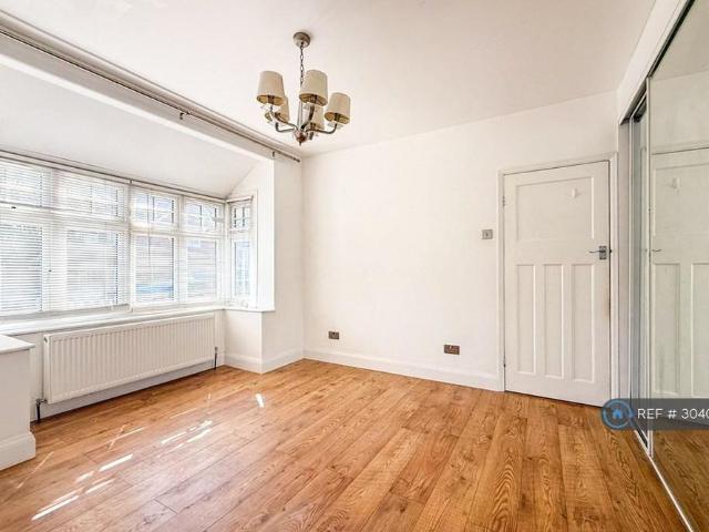 House for rent in Polegate, Cross In Hand