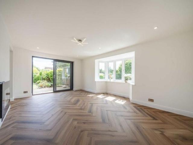 House for rent in Blackhills, Surrey