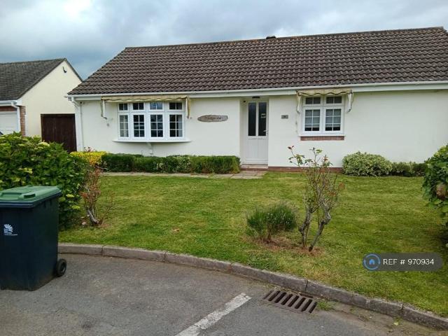 Bungalow for rent in Friars Cliff, Christchurch