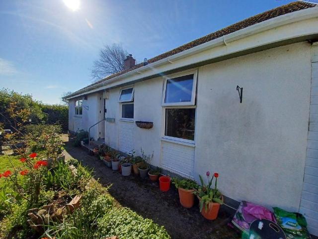 Bungalow for rent in Isle Of Man