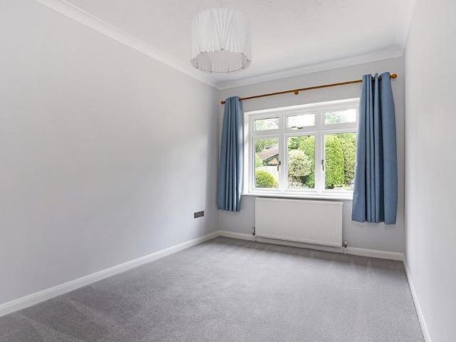 House for rent in Fole, Surrey
