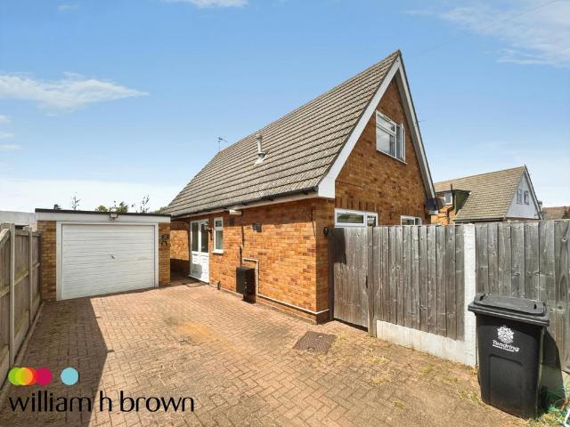 Bungalow for rent in Dale Hill, Essex
