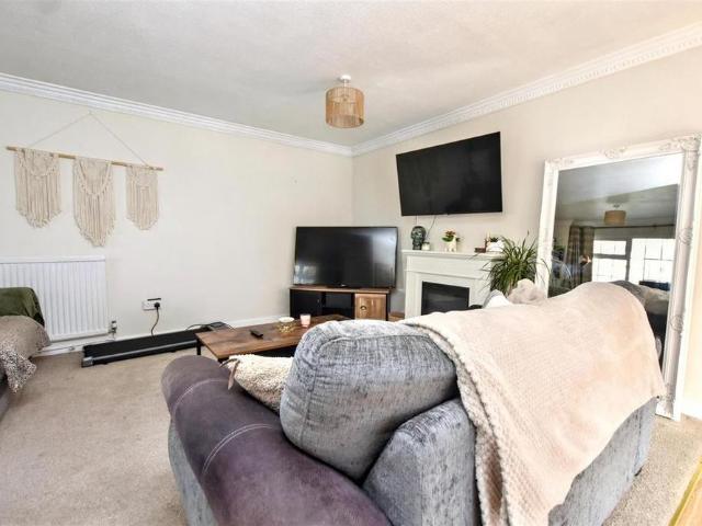 House for rent in St Anthony's Hill, Eastbourne