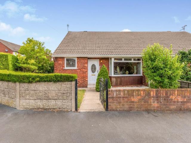 Bungalow for rent in Wargrave, Newton-le-willows