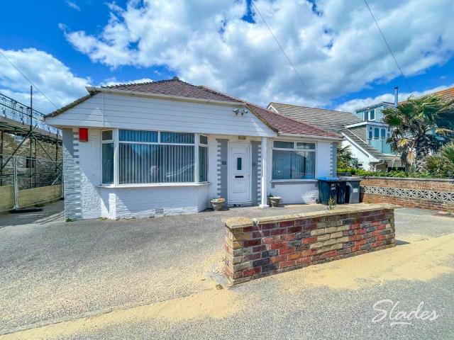 Bungalow for rent in Wick, Isle Of Man