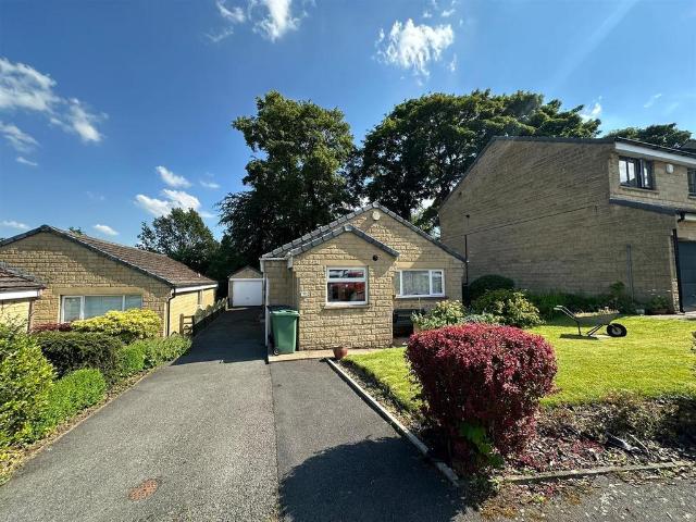 Bungalow for rent in Holme Valley, Netherthong