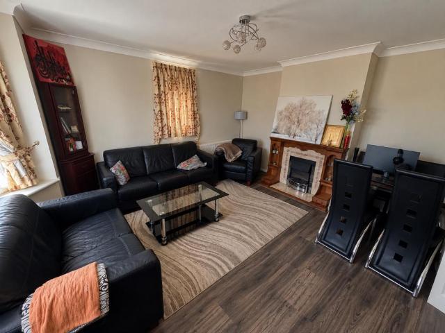House for rent in Warden Hill