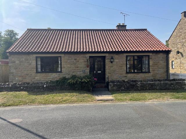 Bungalow for rent in Thornton-le-dale, Isle Of Man