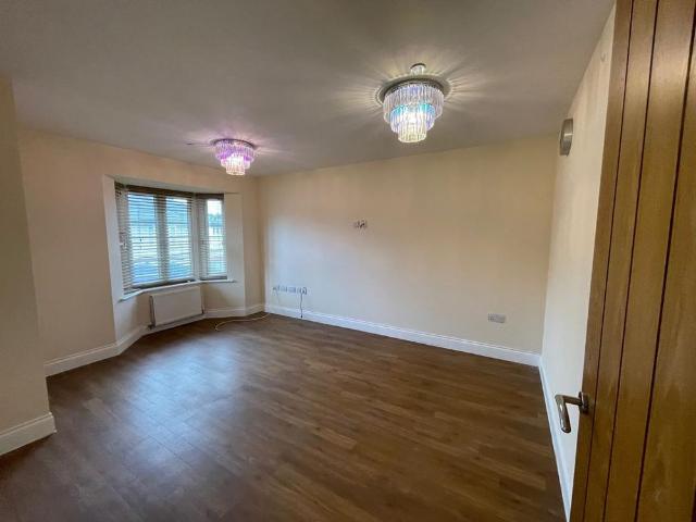House for rent in Pant Lasau, Nangreaves
