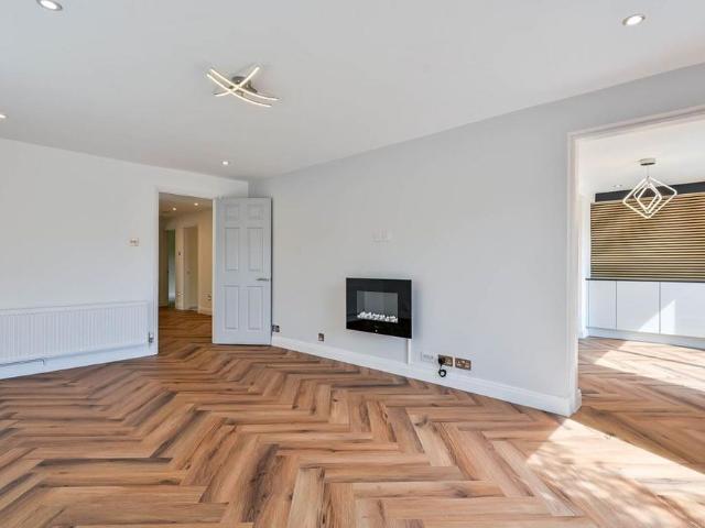 House for rent in Blackhills, Surrey