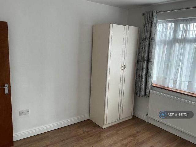 House for rent in South Tokyngton, Greater London