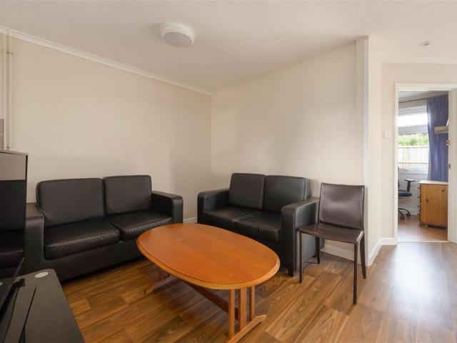 House for rent in Hales Place, The Bridge