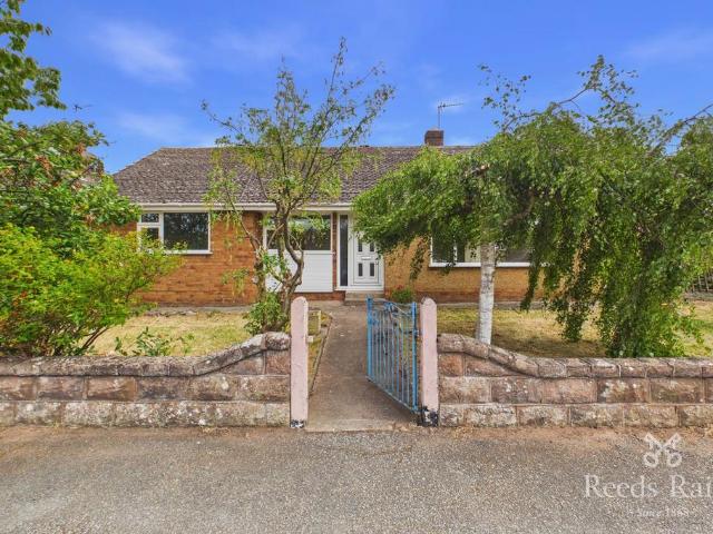 Bungalow for rent in Rhyl, Wales