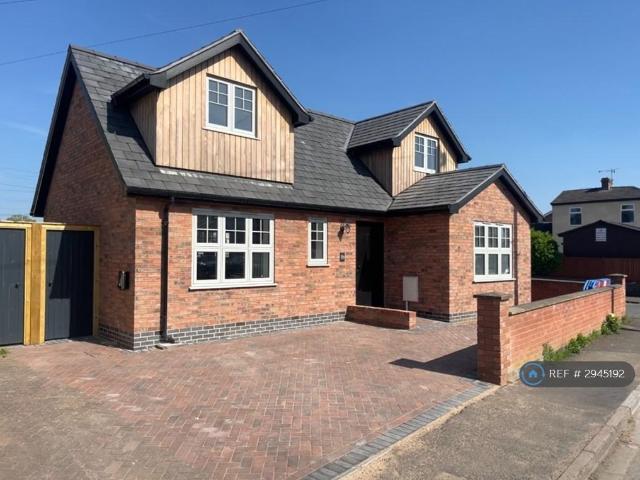 Bungalow for rent in Barbourne, Worcestershire