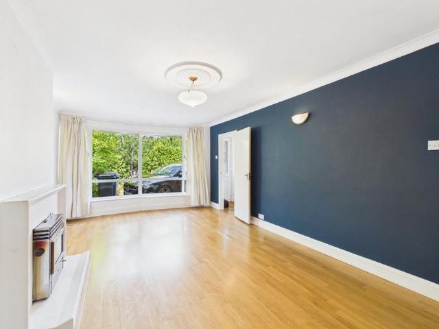 House for rent in Fole, Surrey