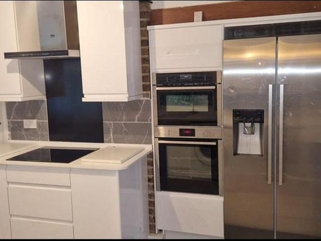 House for rent in Albany Park, Greater London
