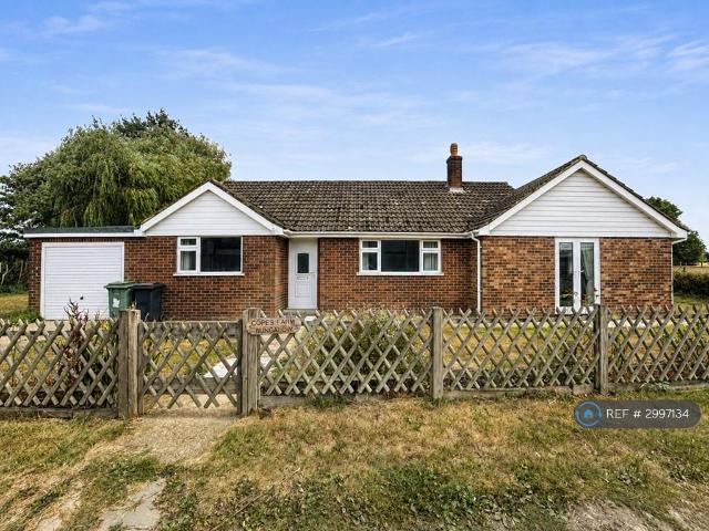 Bungalow for rent in Frinsted, Midway