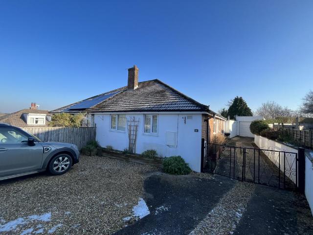 Bungalow for rent in Broadshard, Somerset