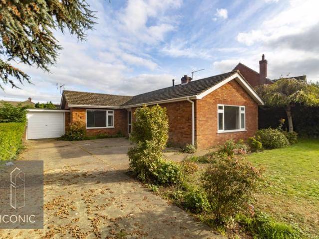 Bungalow for rent in Crostwick, Norfolk