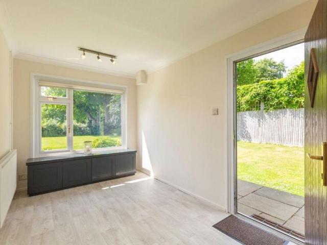 House for rent in Sandown Park, Kent