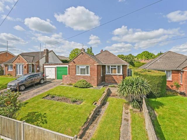 Bungalow for rent in Bridgefield, Kent