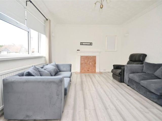 House for rent in Rush Green, Greater London