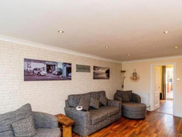 House for rent in Ashmore Lake, Willenhall
